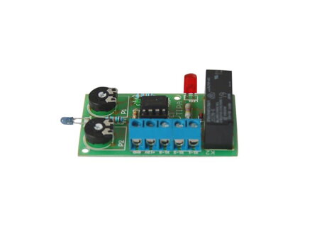 Stavebnice TIPA PT017 Súmrakový spínač s relé 230V/8A