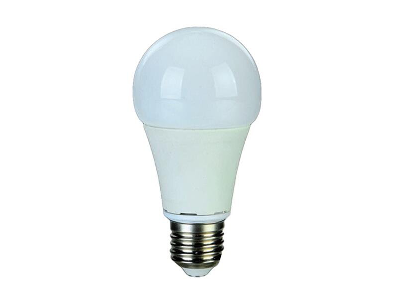 LED žárovka, klasický tvar, 7W, E27, 3000K, 270°, 520lm