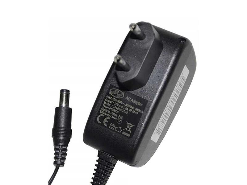 Adaptér napájací 12V 1500mA T018WE1225 (5,5x2,5mm) Adaptér napájací 12V 1500mA T018WE1225 (5,5x2,5mm)