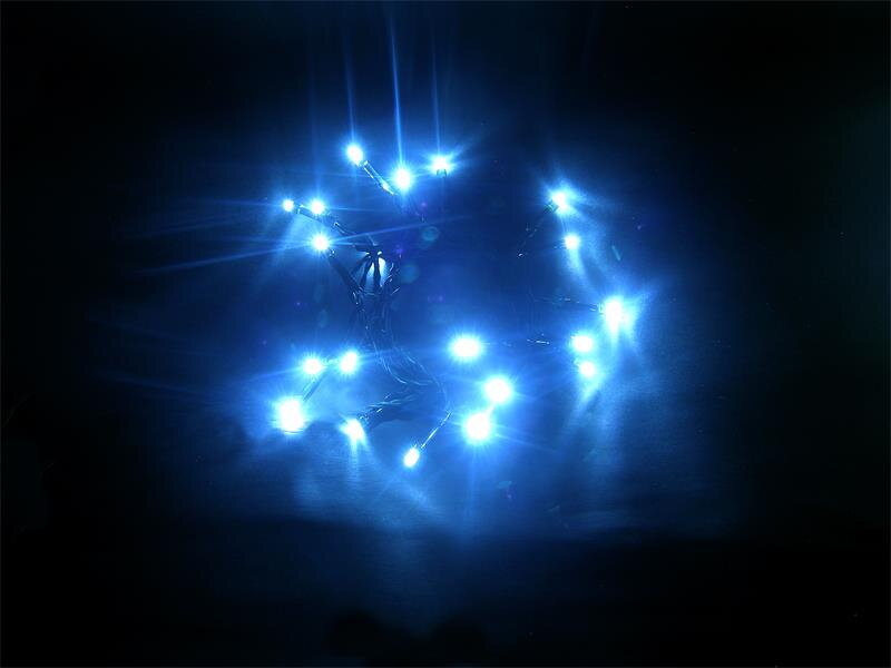 LED vánoční řetěz, 3m, 20xLED, 3x AA, modré světlo, zelený kabel LED vánoční řetěz, 3m, 20xLED, 3x AA, modré světlo, zelený kabel